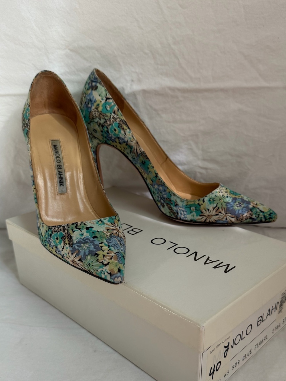 Manolo Blahnik Floral Pointed-Toe Pumps in Green and Blue